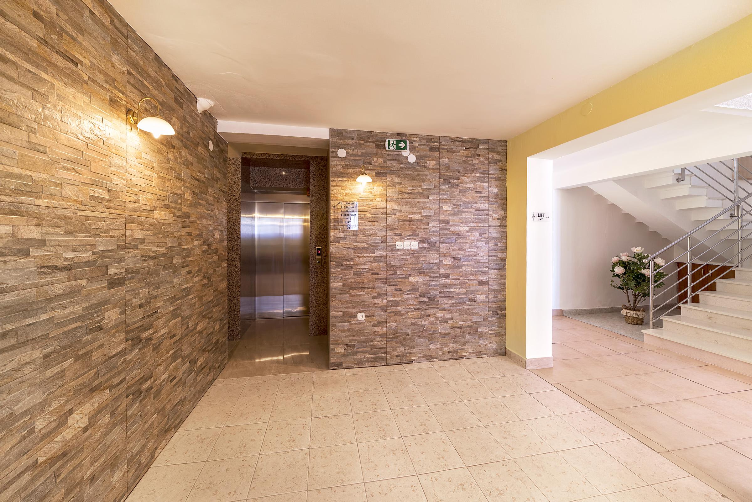 Hotel Omorika Punat Esterno foto